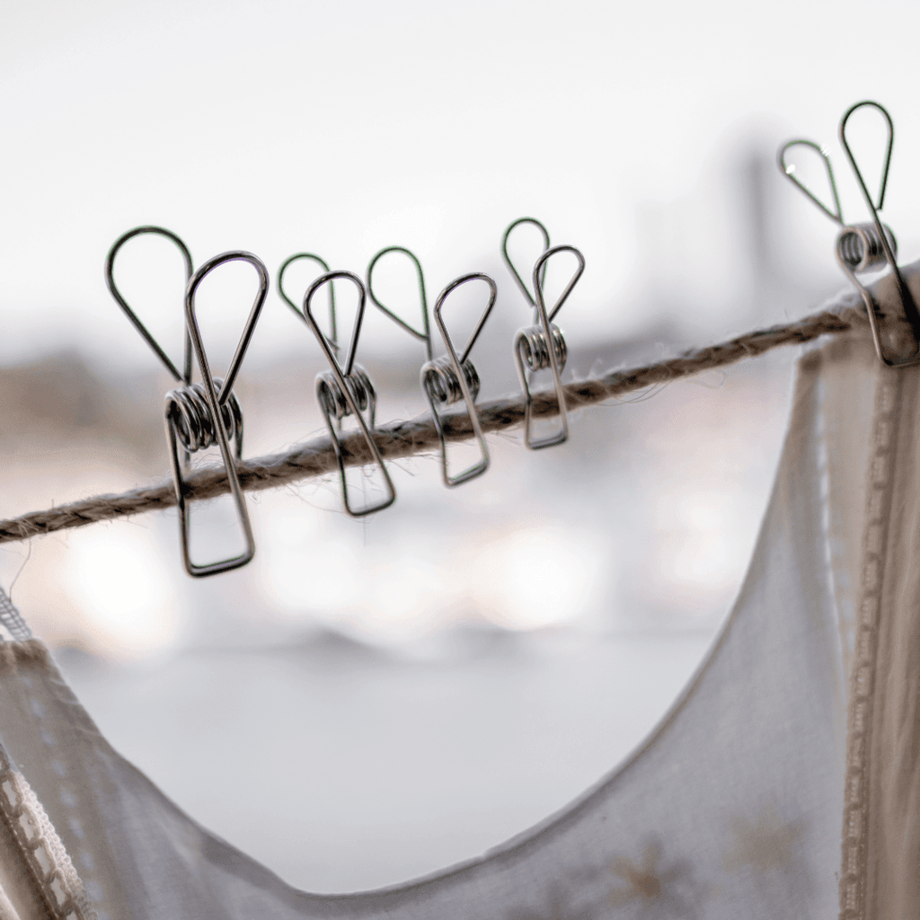 Stainless Steel Clothes Pegs: 16 Pieces, plastic free
